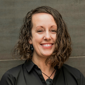 Shelly BENNION
